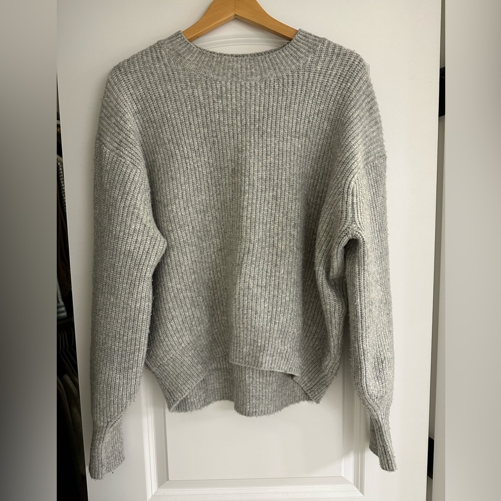 H&M Gray Ribbed Knit Sweater